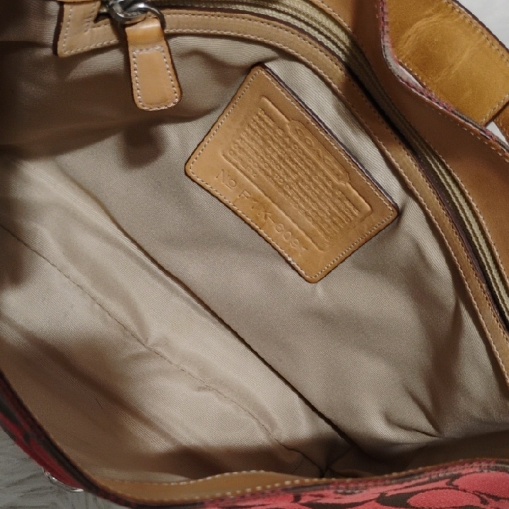 SALE! Coach Hamilton Y2K Red/Tan Hobo Signature Shoulder Bag - Picture 11 of 14